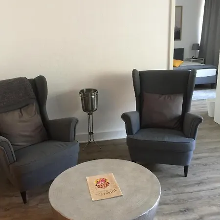 1 20 Km Dus Airport Messe كريفيلد