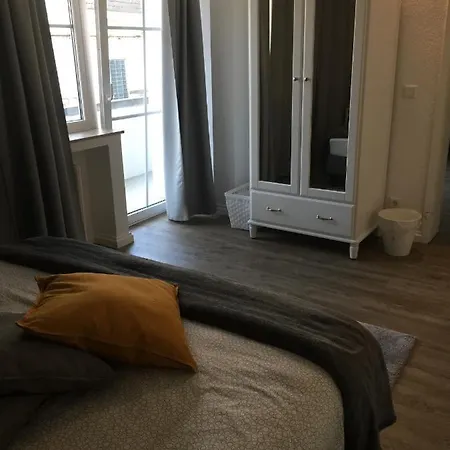 1 20 Km Dus Airport Messe كريفيلد