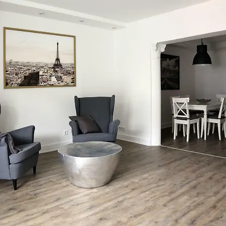 1 20 Km Dus Airport Messe كريفيلد