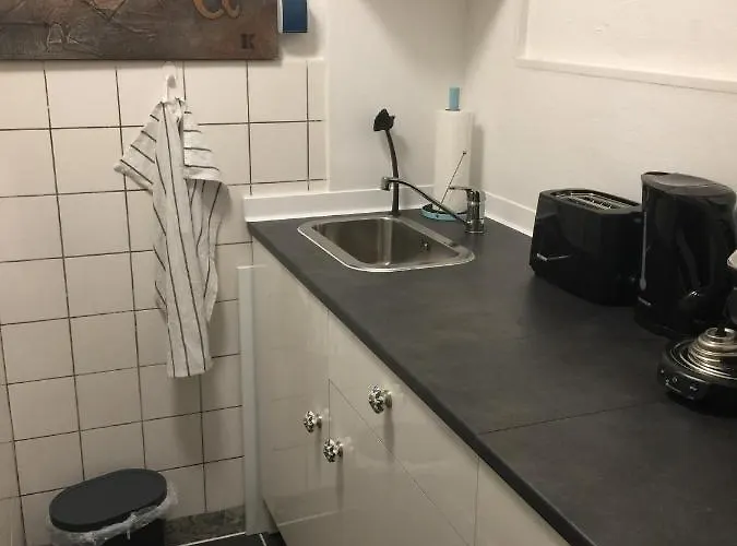 1 20 Km Dus Airport Messe Lejlighed *