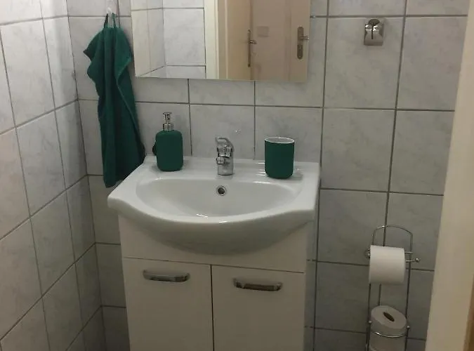 1 20 Km Dus Airport Messe *