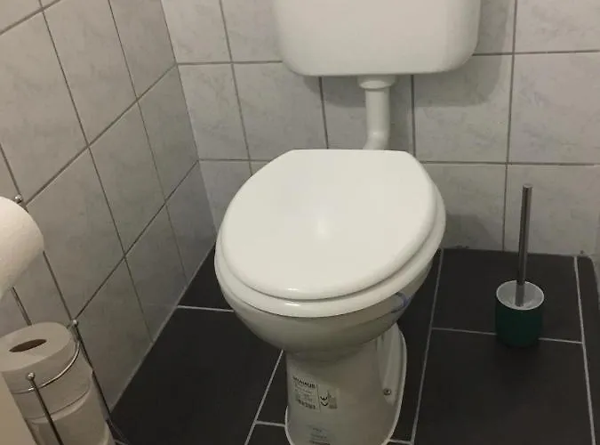 1 20 Km Dus Airport Messe Lejlighed Krefeld