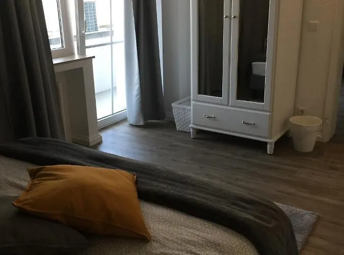 1 20 Km Dus Airport Messe Krefeld