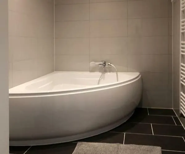 1 20 Km Dus Airport Messe *